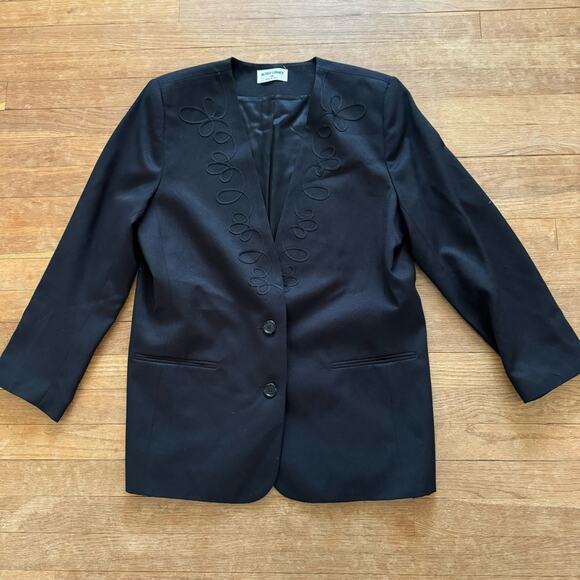 Alfred Dunner black two button appliquéd blazer jacket size 14 b13 - Picture 1 of 4